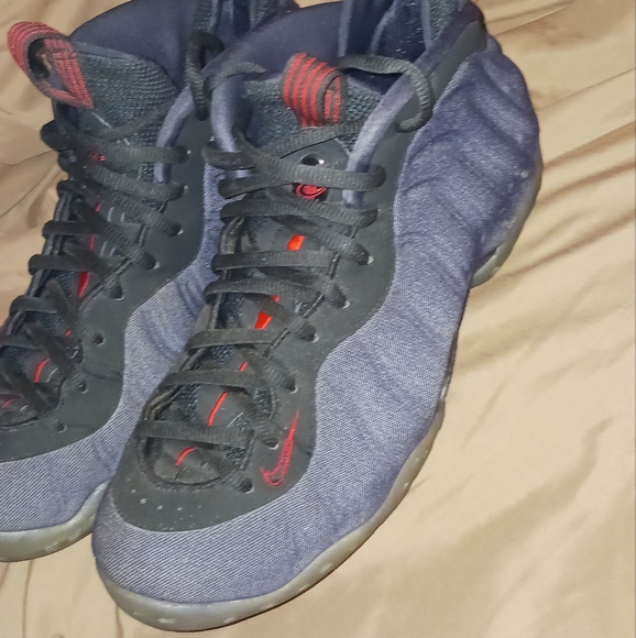 Nike Air Foamposite One - Picture 2 of 8